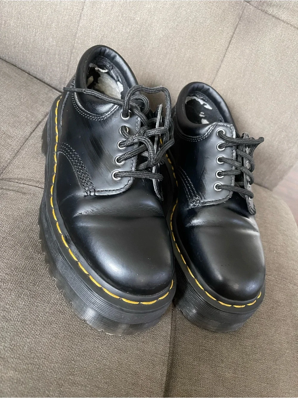 Dr. Martens UnisexBlack Leather Platform Casual Shoes Black/Polish Smooth 7W, 6M